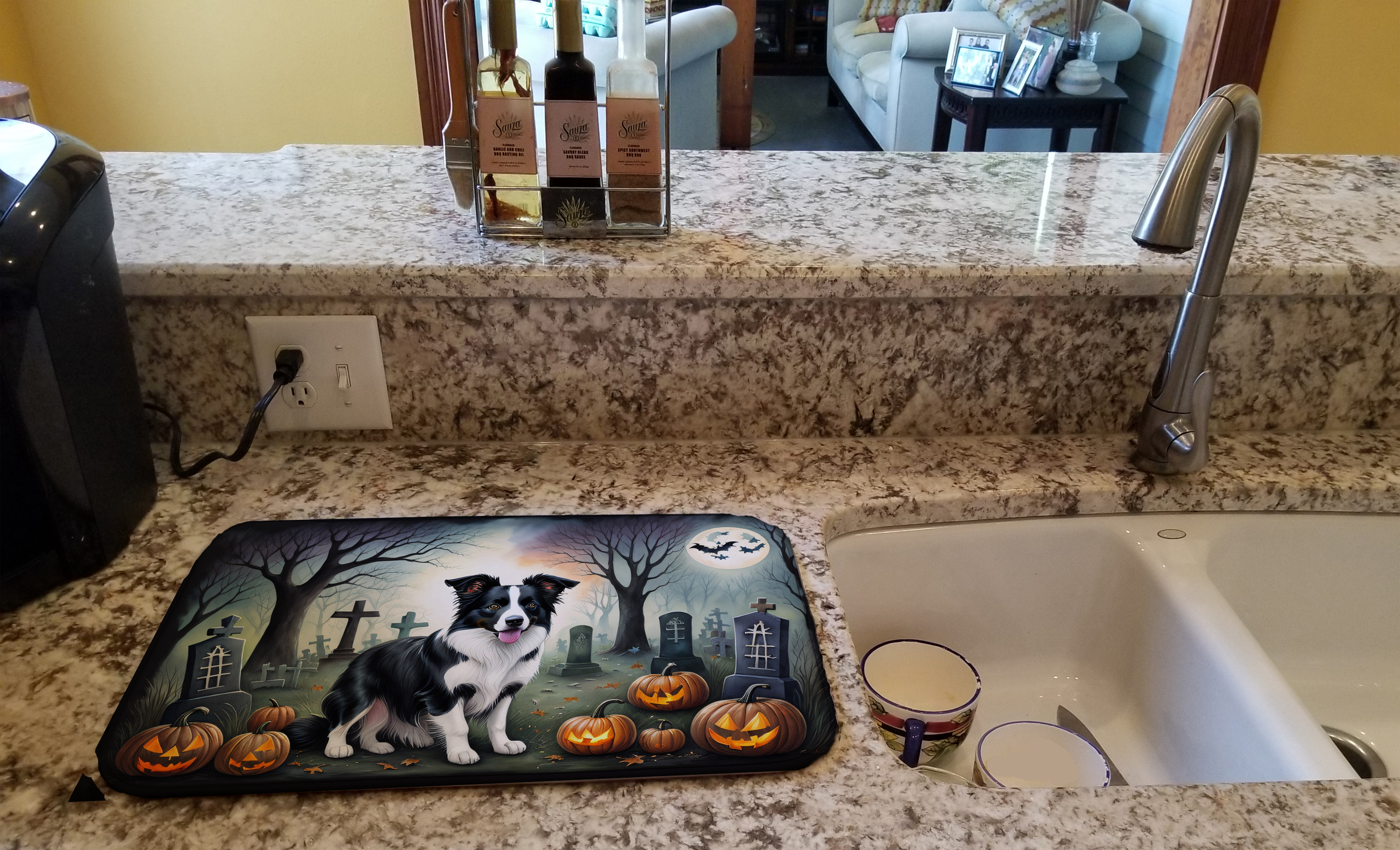 Border Collie Spooky Halloween Dish Drying Mat 14 in x 21 in