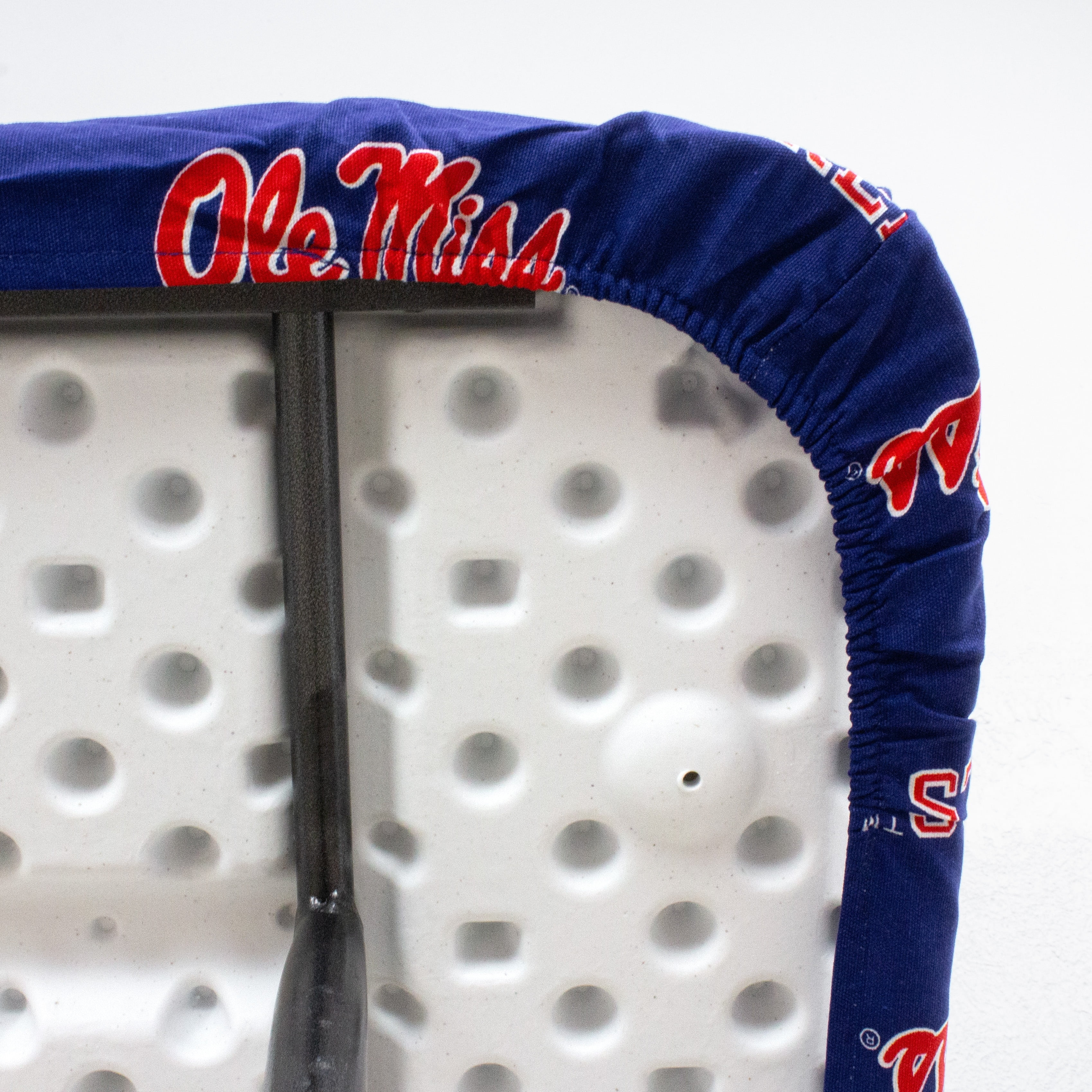 Mississippi Rebels Tailgate Fitted Tablecloth, 33" x 33", Card Table 72" x 30", 6 ft table