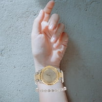 LABSERRON 1 Set Wrist Watch in Assorted Color with Alloy and Glass for Women Everyday Wear