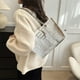 thumbnail image 5 of Bolso de cadena para hombro y axila | Bolso de cuero acolchado de lujo | Correa ajustable | Tote de gran capacidad | Compartimentos multifuncionales | Negro, blanco, caqui | 36x20x4cm, 5 of 6
