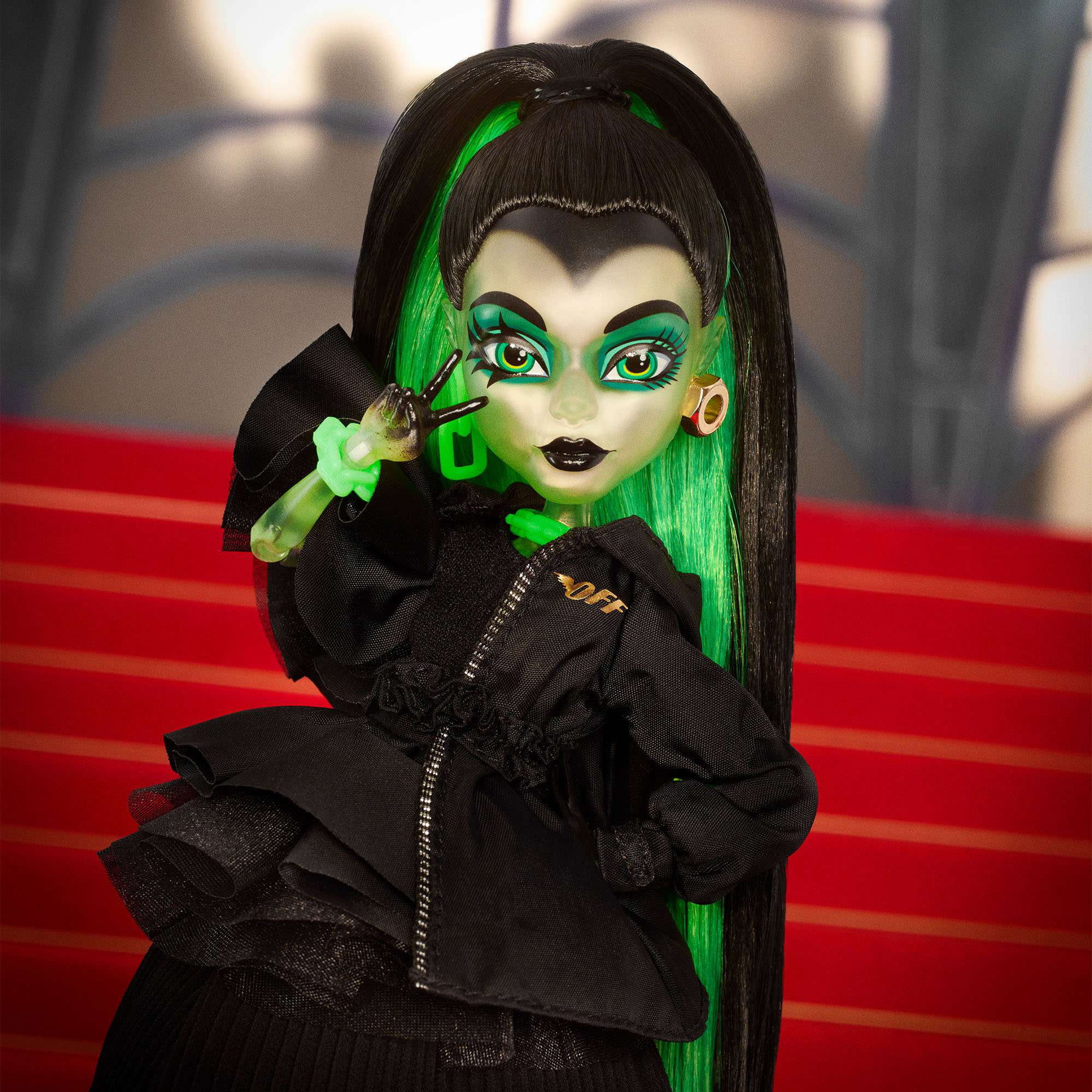 Monster High Off-White Symphanee Midnight Doll