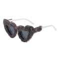thumbnail image 2 of Gafas de sol en forma de corazón de felpa de moda Colcomx UV400 Gris, 2 of 8