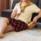 thumbnail image 5 of Balery Red Beautiful Lips Pantalones cortos de pijama de punto de algodón para hombre con cinturilla y bolsillos-Medium, 5 of 6