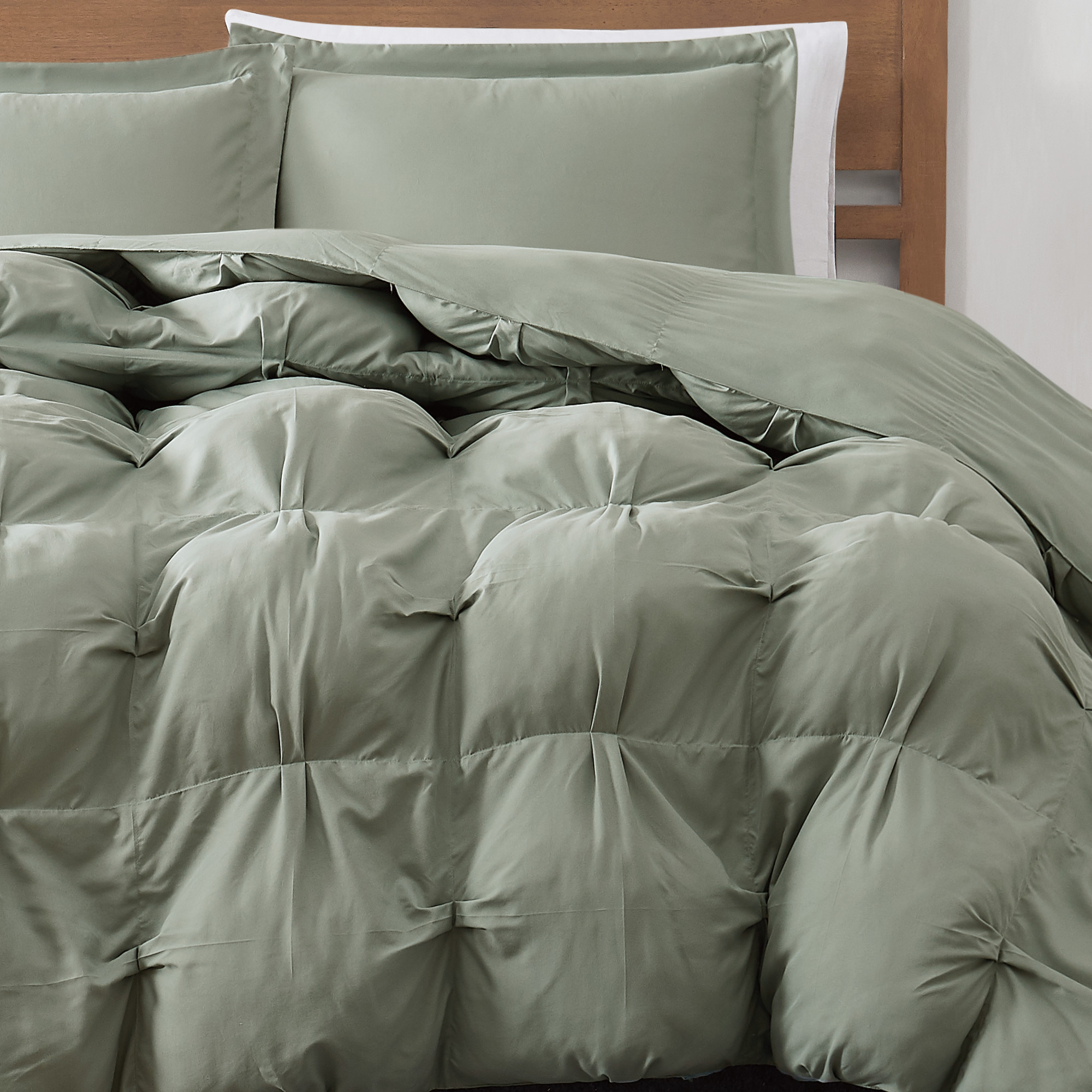 Truly Soft Cloud Puffer Boxed Pleat 100% Microfiber Polyester Green 2-Piece Twin Comforter Set, Solid Casual themed, Adult Bedding, OEKO-TEX Certified