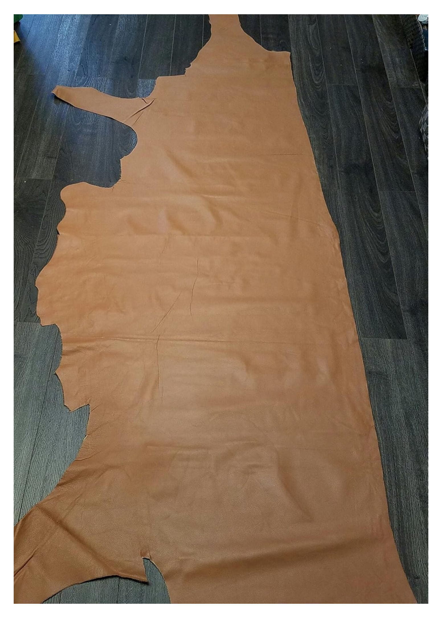 or Light Tan Weekender 2.5-3.0 oz Pebble Grain Soft Upholstery Chap Cowhide Genuine Leather Hide Skin 17 to 22 Square Feet (Over 30"x 50")