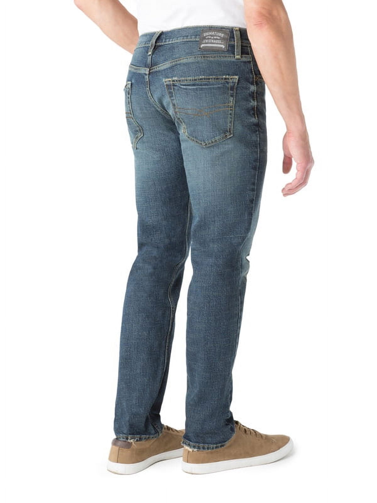 Levi Strauss Signature Men's Regular Taper Fit jeans