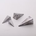 thumbnail image 4 of Colgante de plomo en forma de pirámide, colgante de triángulo, colgante de plomo de cuatro esquinas, suministros de pesca con anillo, posicionamiento submarino, pesca en el mar, 4 of 5