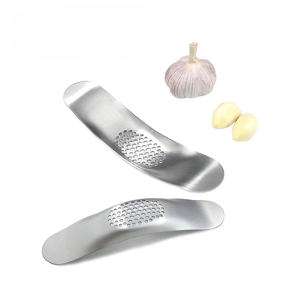 Stainless steel curved manual garlic mincer | Ergonomic design | Boat-shaped grinder | Ideal tool for grinding and mincing garlic