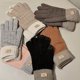 thumbnail image 4 of Guantes de invierno elásticos con pantalla táctil para mujer y niña, manoplas de punto suaves y cálidas, guantes de copo de nieve para mujeres y hombr, 4 of 5
