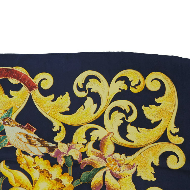 Pre-Owned Chanel CHANEL sunflower flower bird navy silk scarf muffler  ladies large size (Good) 