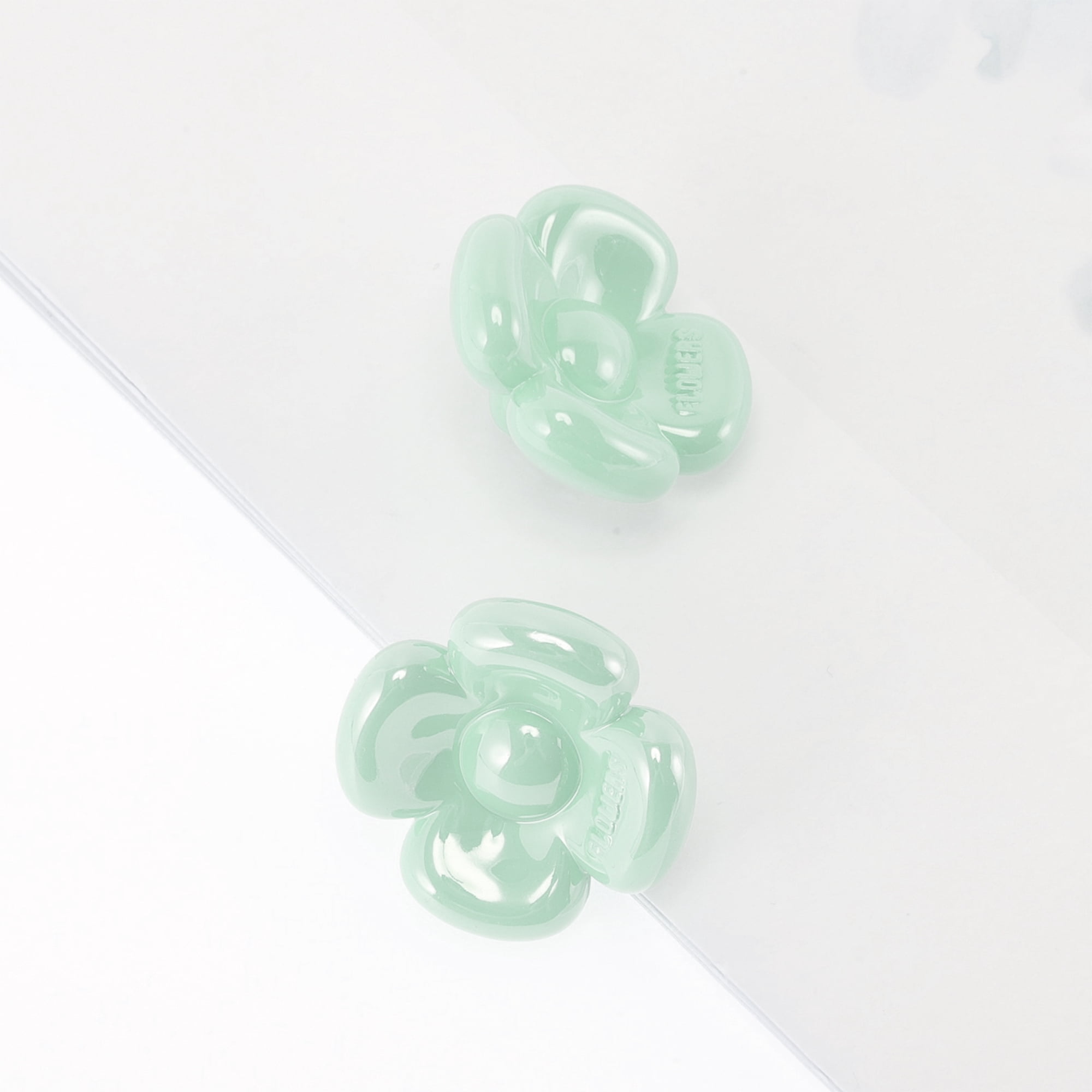 Unique Bargains Stylish Flower Shoelace Charms 1 Pair Light Green