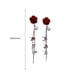 thumbnail image 3 of Pendientes para mujer, regalos para mujer. Encantadores pendientes de flores rojas y borlas de mariposas de temporada que irradian elegancia y sofisticación. Pendientes de rosas., 3 of 5