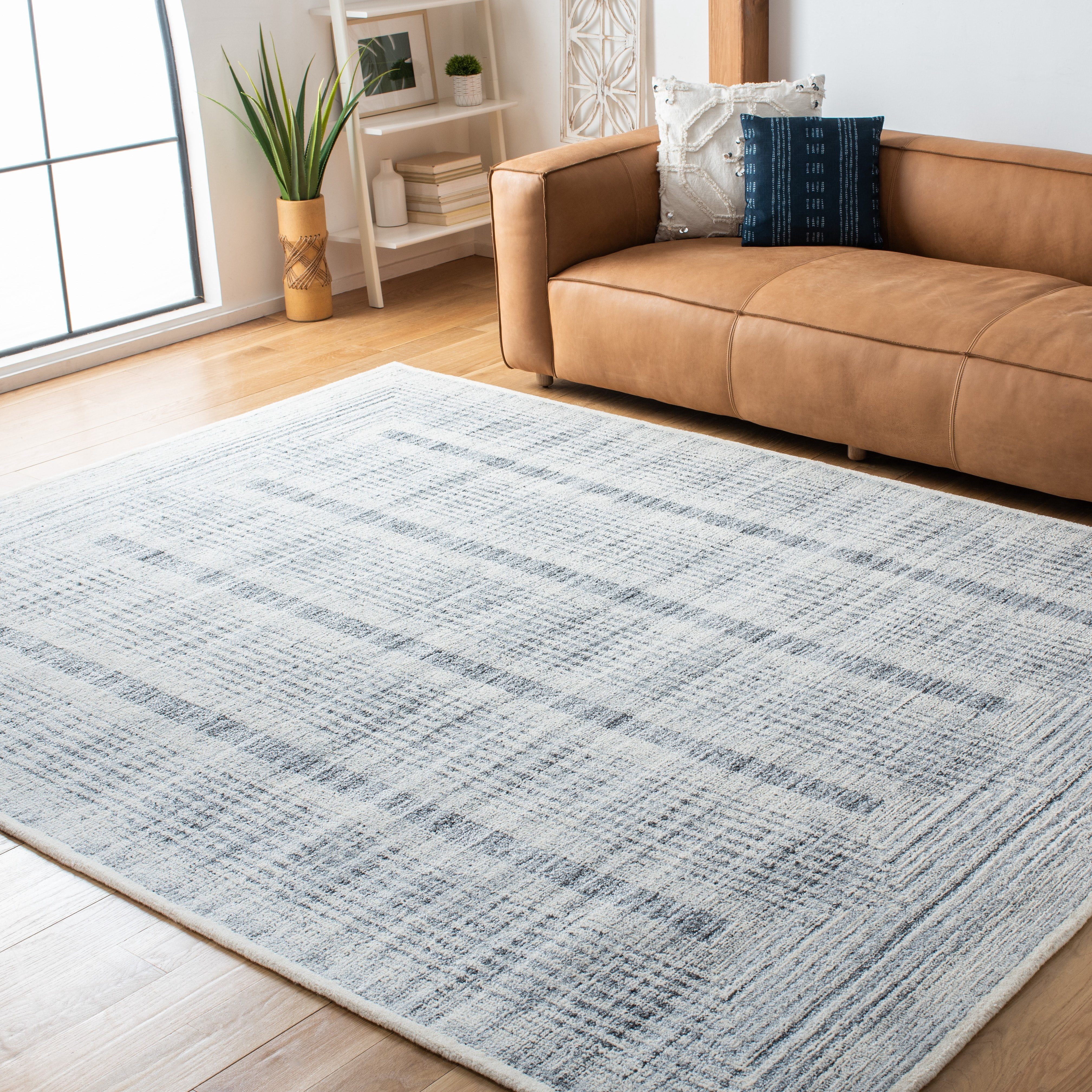 SAFAVIEH Metro Bayon Bordered Area Rug, Light Grey/Ivory, 8' x 10'