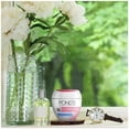 thumbnail image 3 of Corrector de manchas oscuras POND'S Clarant B3, normal a seco, 200 ml, 3 of 6