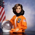 thumbnail image 2 of Figura de Juguete Barbie Ellen Ochoa Astronauta con Casco, 2 of 6