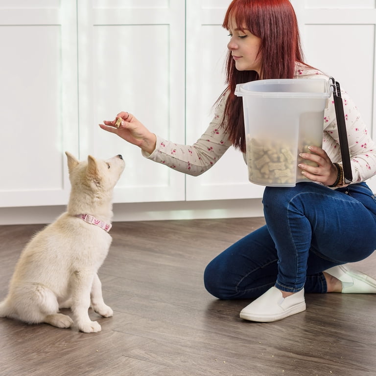 IRIS USA 8 Qt WeatherPro Airtight Pet Food Storage Container photo 3