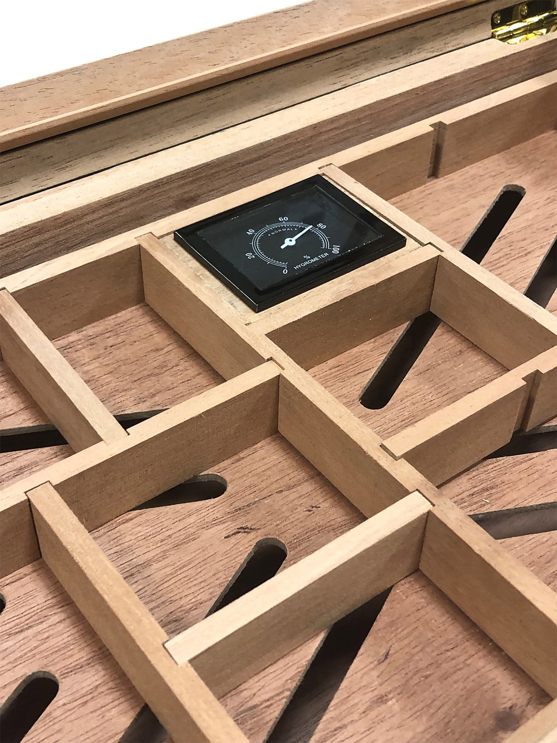 Prestige Import Group - Baldwin Contemporary High Lacquer Cigar Humidor - Color: Jet Black - Capacity: Up to 150