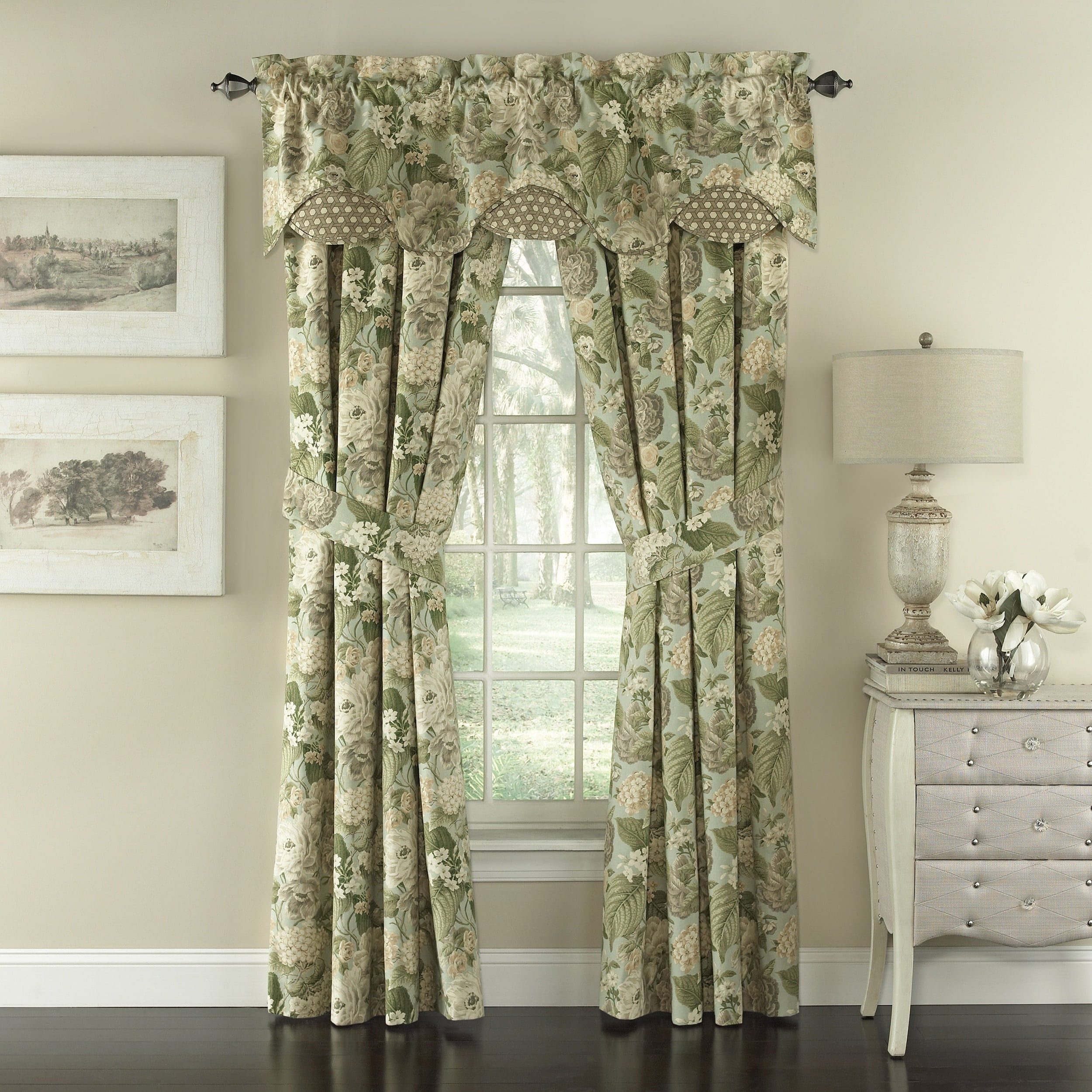 Waverly 100 X 84 Garden Glory Floral Drapery Pair In Floral