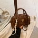 thumbnail image 2 of Bolso de bolos de mano de moda para ocio 2025 nuevo bolso de hombro retro de alta gama simple y versátil bolso de mujer de moda, 2 of 4