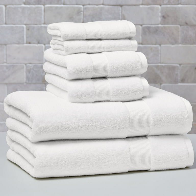 White fluffy 2024 bath towels