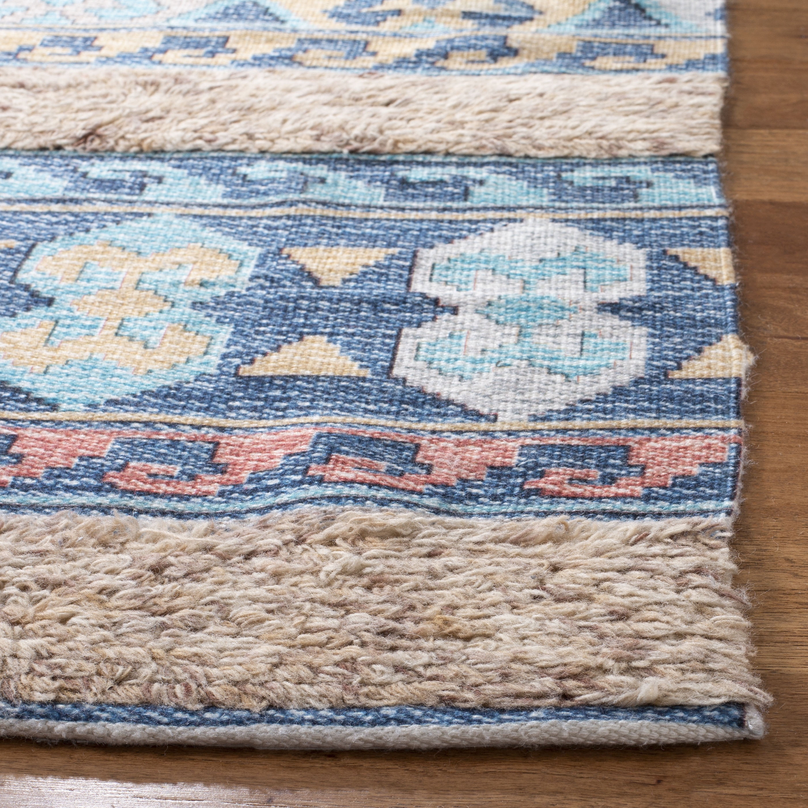 Safavieh Handmade Saffron Liliya Modern Tribal Cotton Rug 4' x 6' 4' x 6' Indoor