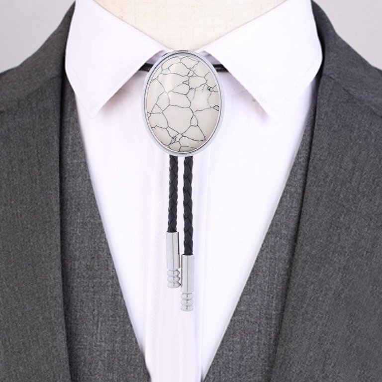 Retro Style Western Bolo Tie, Necktie PU Leather Rope for Women Men  Necklace Apparel Accessory for Dresses Shirts Festival Sweater Wedding White