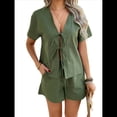 thumbnail image 1 of Conjuntos de Verano para Mujer: Camiseta con Cuello en V y Lazo Delantero, Pantalones Cortos Casuales A Juego, Conjuntos de 2 Piezas Verde S, 1 of 10