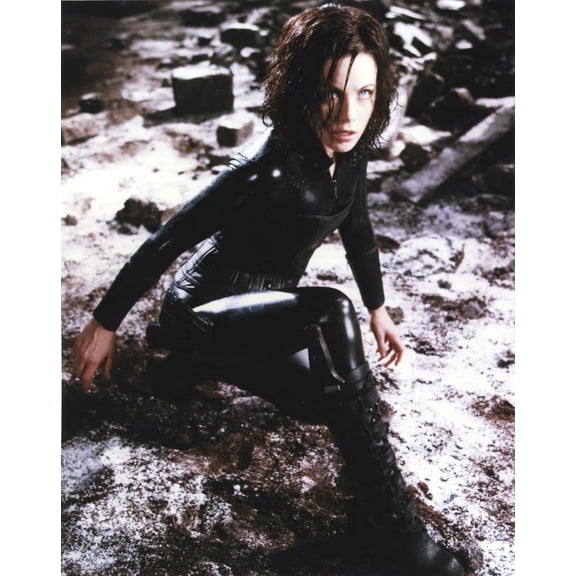 Kate Beckinsale in the Movie Underworld Photo Print (8 x 10)