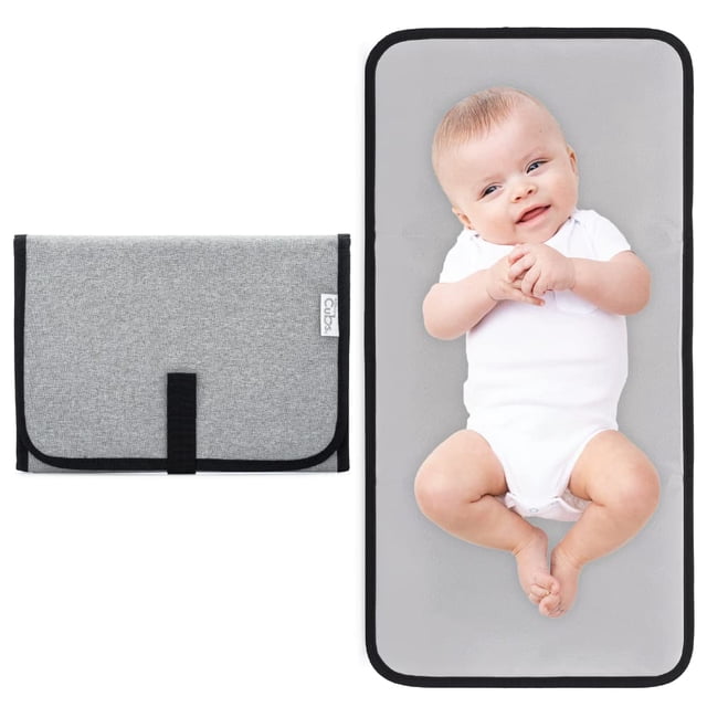 Cambiador de bebé, cambiadores de pañales portátiles para recién nacidos niña y niño – Cambiador de viaje impermeable – Regalo de Comfy Cubs (gris sólido, compacto)