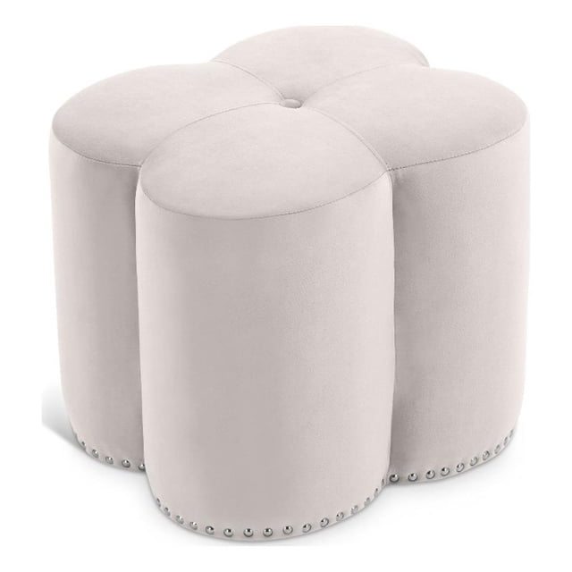 Meridian Furniture Ottomane en Velours Crème en Forme de Fleur de Trèfle