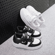 thumbnail image 4 of Zapatillas de deporte para niños de primavera y otoño, suela suave, ligeras, antideslizantes, de cuero, para niños medianos y grandes, zapatos deportivos versátiles e informales, 4 of 5