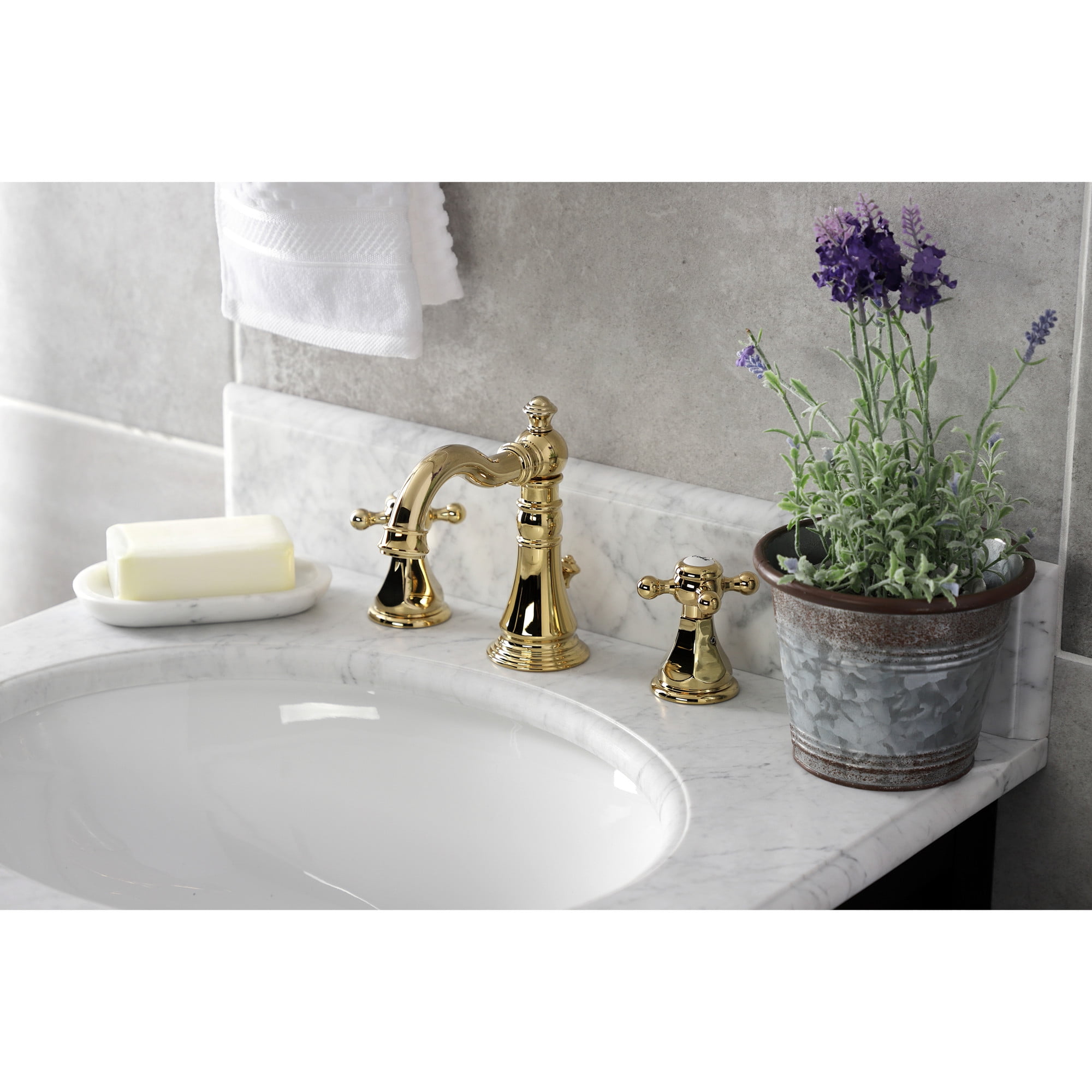 Kingston Brass FSC1972BX Metropolitan Widespread Bathroom Faucet with Pop-Up Drain, Polished Brass