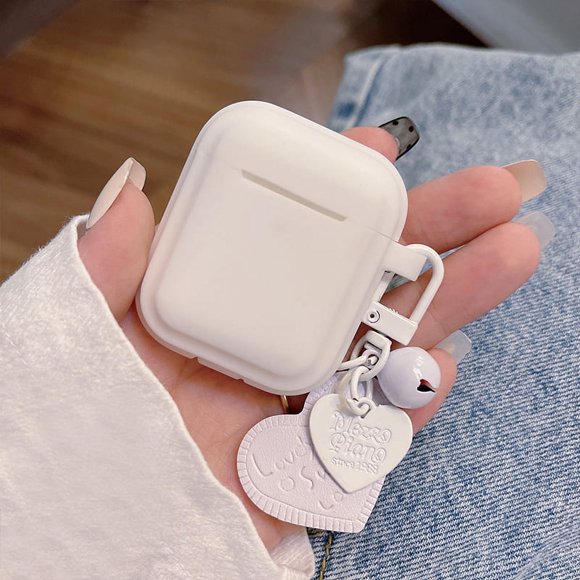 Janrevotw Airpods Case, Hard Shell Shockproof Earbud Protector With Keychain Kit For Apple Airpods 1 & 2(White - Cream White With Heart Keychain Set)