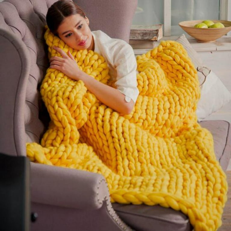 100% Non-Mulesed Chunky Wool Yarn Big Chunky Yarn Massive Yarn Extreme Arm  Knitting Giant Chunky Knit Blankets Throws (250g-0.6lbs, Yellow) 