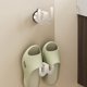 thumbnail image 4 of Soporte de pared con ventosa para zapatillas de baño | Gancho de almacenamiento de zapatos sin perforación | Acero inoxidable | Sostiene 2 pares | Drenaje, ahorro de espacio | Se adapta a azulejos o, 4 of 6