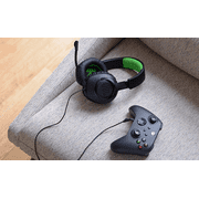 Restored JBL Quantum 100X Console - Wired over-ear gaming headset with a detachable mic - Black