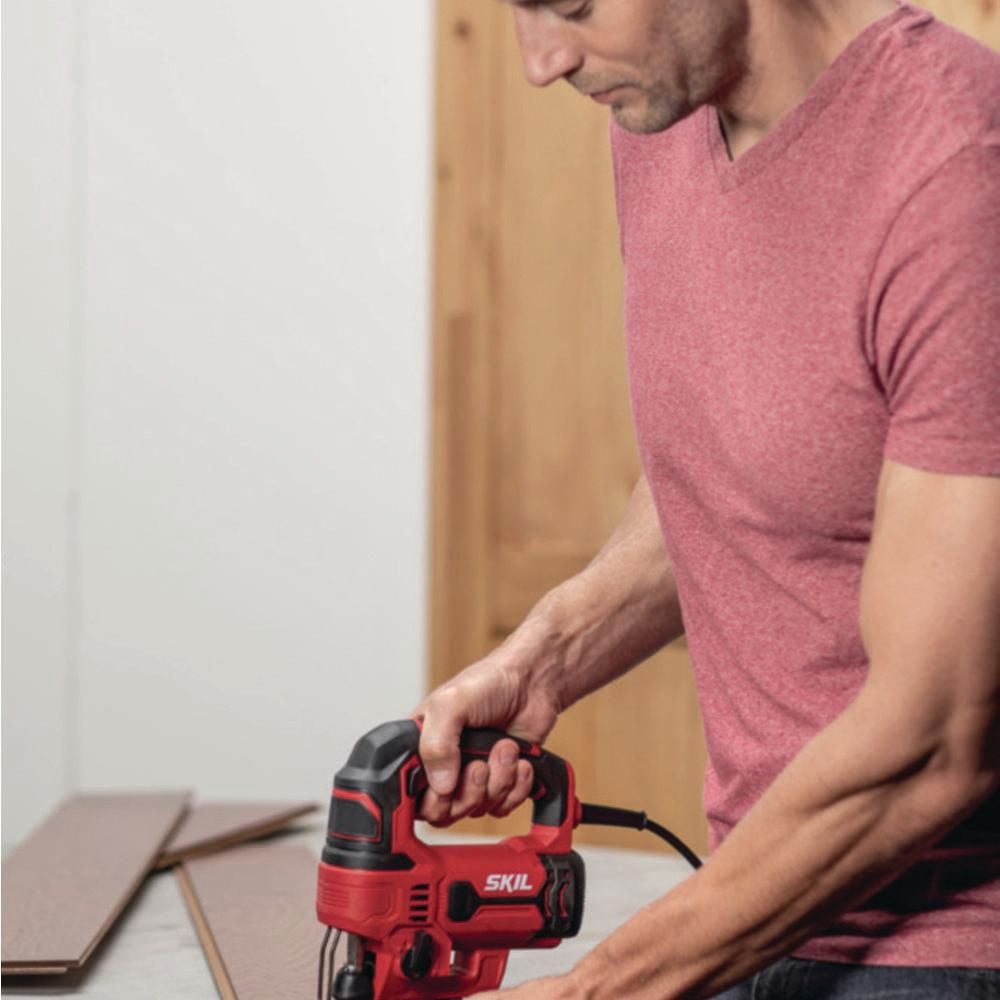 Scie sauteuse 5 ampères SKIL