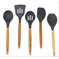 thumbnail image 1 of Juego de utensilios de cocina de silicona antiadherentes con mango de madera dura de Acacia Natural, 5 piezas, muy resistentes al calor, 1 of 4