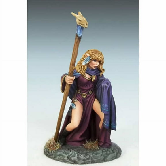 Female Elven Mage with Staff Miniature Elmore Masterwork Dark Sword Miniatures