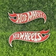 thumbnail image 2 of Lot de 2 Badges 3D Métalliques Rouges et Argentés Hot Wheels avec Capuchon d'Aile Hot Wheels, Badge Décalcomanie -, 2 of 3