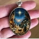 thumbnail image 1 of Colgante de Natividad | Joyería Navideña con Escena Nocturna | Collar con La Sagrada Familia | Regalo Religioso Duradero con Revestimiento de Resina | Cadena Ajustable para Uso Diario, Bautizos y Con, 1 of 4