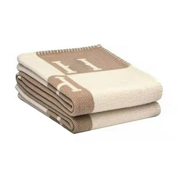Soft Throw Blanket for Couch, H Blankets for Living Room, Plush Sofa Cover, Comfortable Home Decor Accent