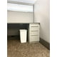 thumbnail image 4 of Bote de basura Rubbermaid de plástico beige de 34 l/9 galones para cocina, 4 of 8