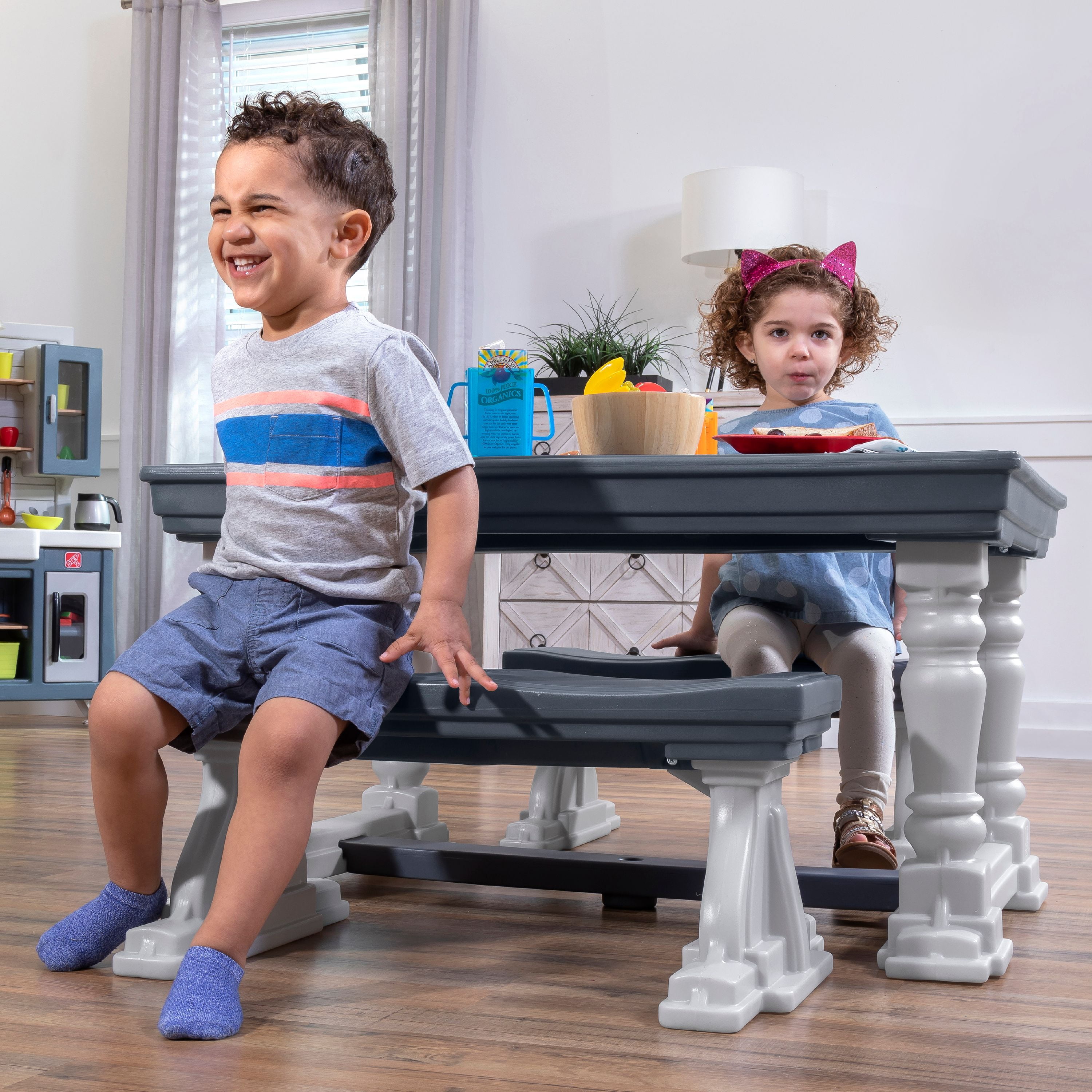 Step 2 3 piece 2025 farmhouse table & bench set