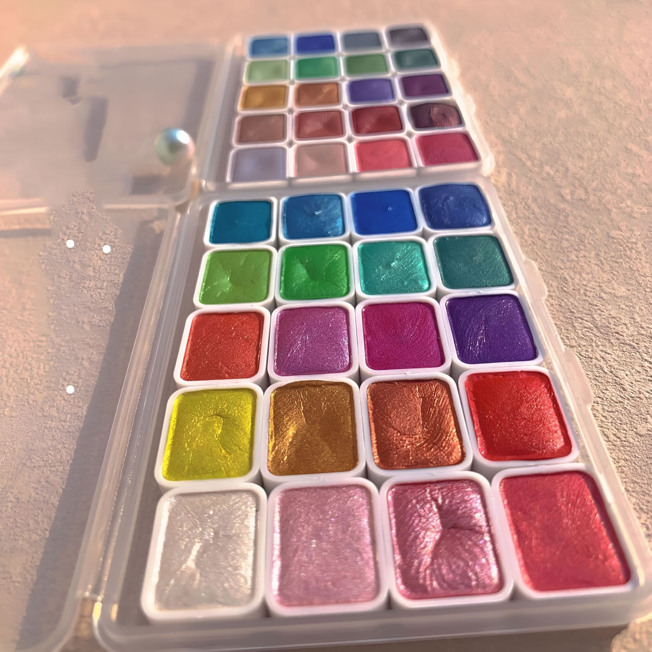 CCOCC Shifting Watercolor Painting Set,Watercolor Painting Set,Color Shifting Watercolor Paint Set,Colourful Painting Kit Model Metallic Pearlescent Watercolor Paint for Art Painting (60 colors)