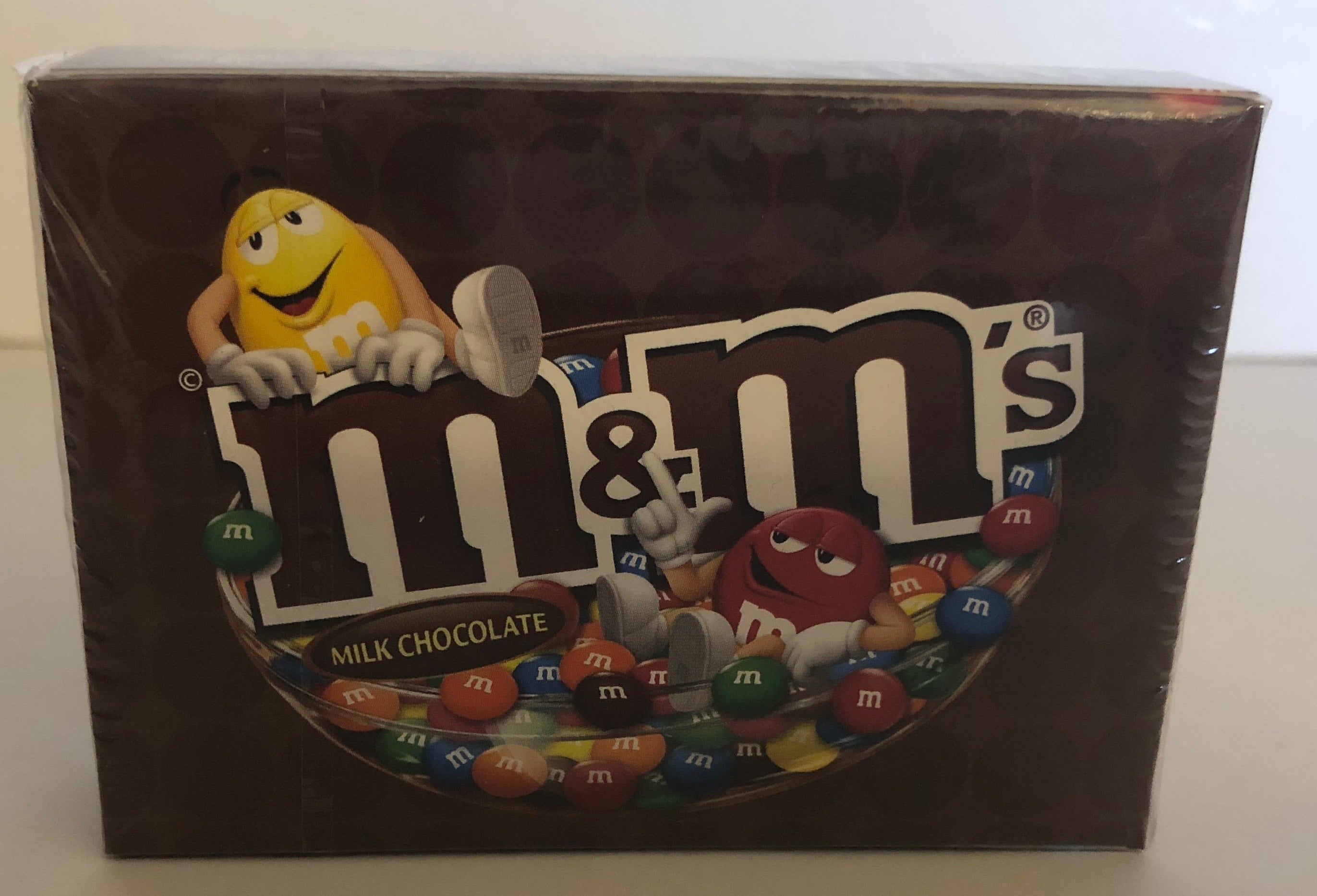 M&amp;M&amp;#39;s World Yellow and Red Milk Chocolate Playing Card New with Box ...