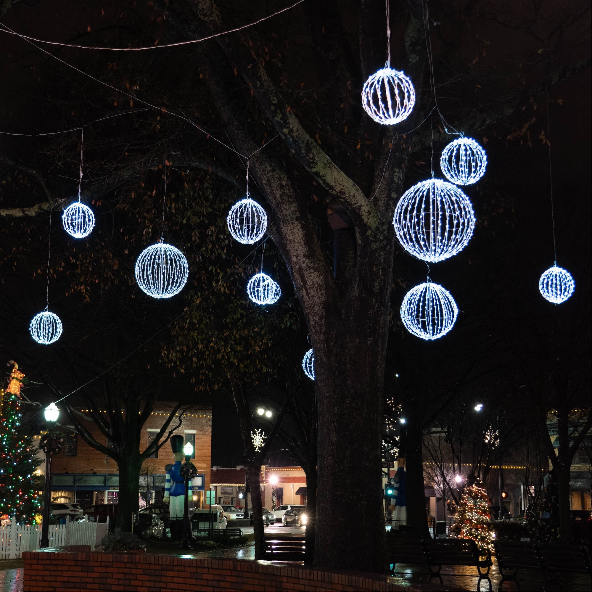 Christmas light balls cheap for outdoor trees