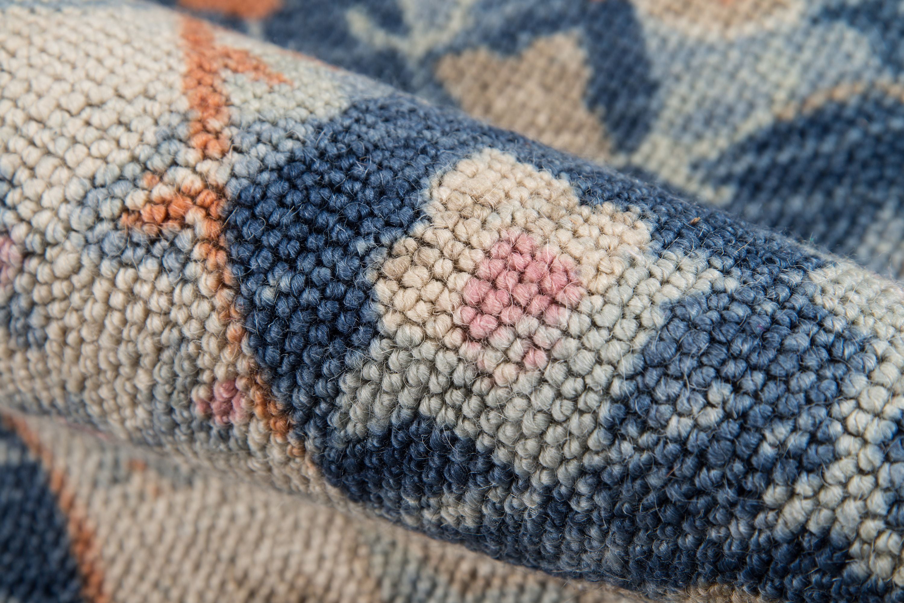 Momeni Anatolia Machine Made Wool and NylonNavy Area Rug 5'3" X 7'6"
