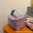 thumbnail image 2 of Bolsa de cosméticos de gran capacidad de cuero de Color caramelo nueva portátil bolsa de almacenamiento bolsa de acabado cuadrado bolsa de aseo de mujer púrpura Zefei Wu 9024735080305, 2 of 2
