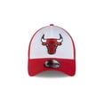 thumbnail image 2 of Gorra New Era Chicago Bulls City 14339872 rojo UNITALLA, 2 of 3